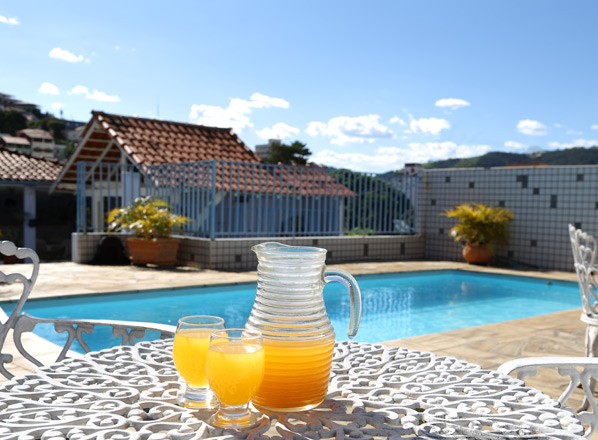 Hotel Platino - Piscina externa